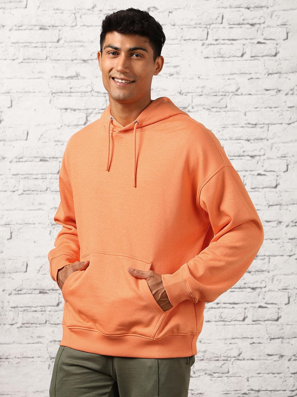 NOBERO Oversized Solid Hooded Sweatshirt for Men | Oversized Hoodie for Men | Hooded Pullover | Cotton Rich Printed Hoodie 280 GSM Fleece